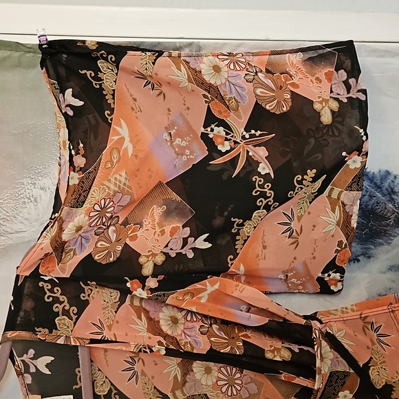 Kimono style Blouse - Picture 6 of 8